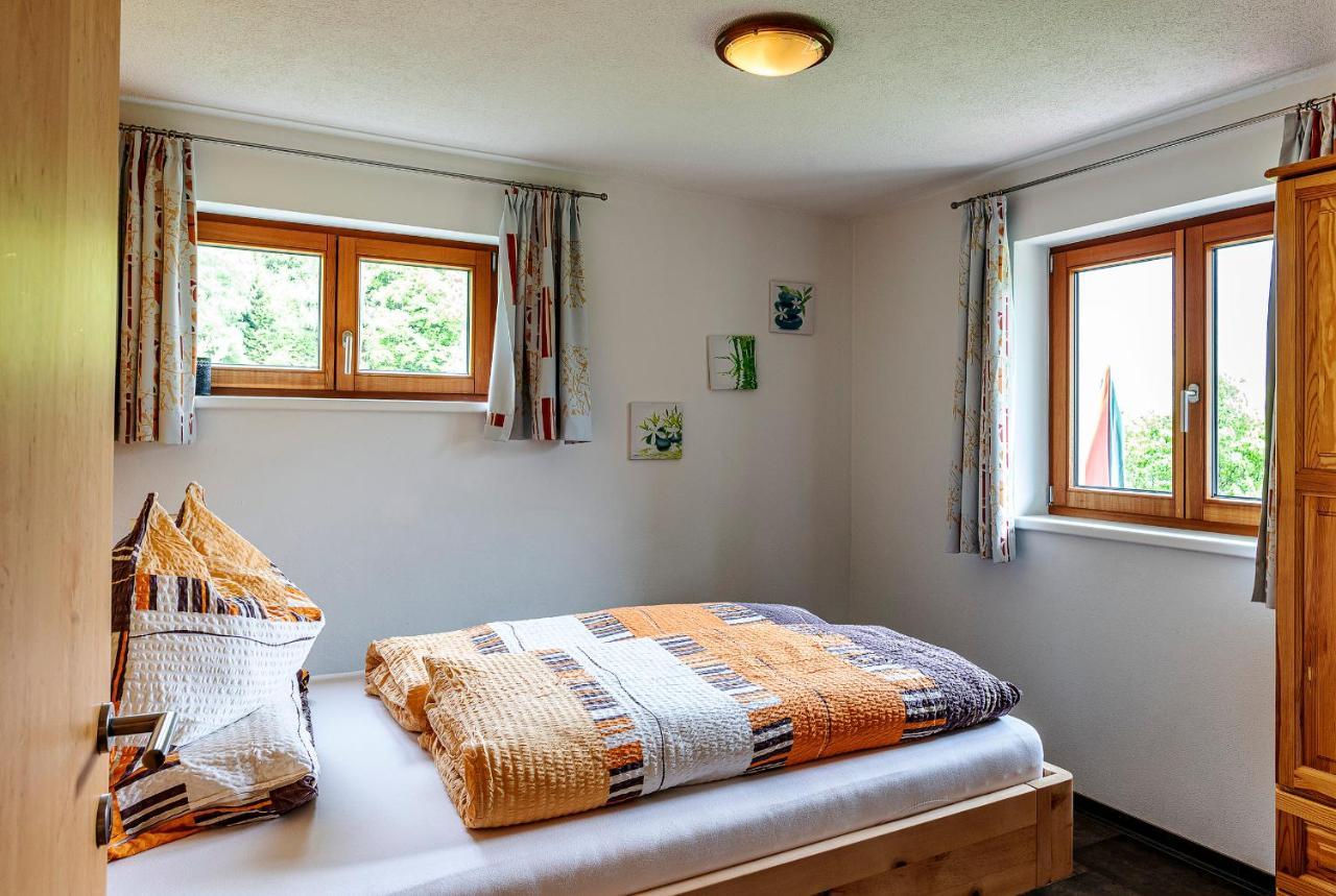 Appartamento Haus Gruener Wald Bartholomäberg Esterno foto